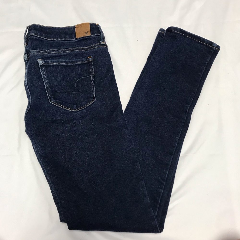American Eagle Dark Wash Skinny Jeans size 6